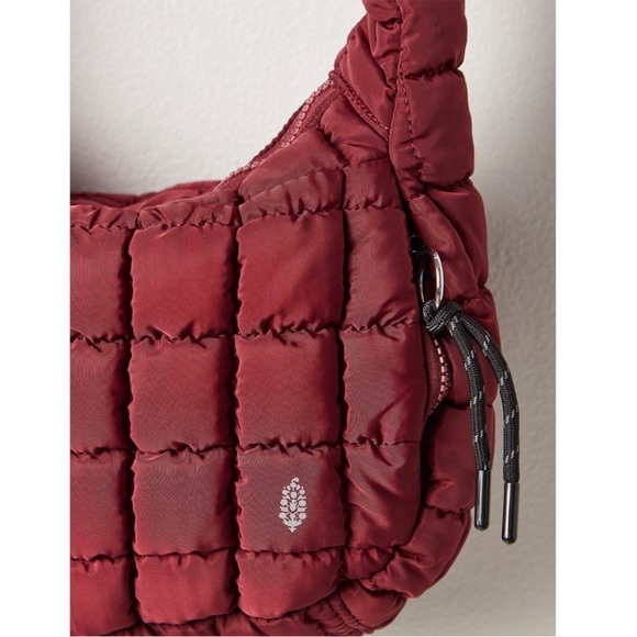 FP Movement quilted baby carryall sling bag mahogany NWT - Picture 6 of 7